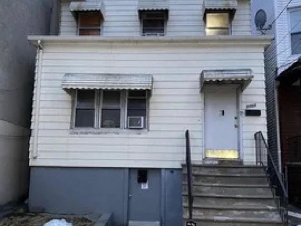 1st image of 1702 Kennedy Blvd