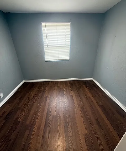 5318 Costa Mesa St — Photo 11