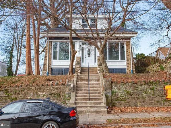 6240 N 13th St, Philadelphia, PA 19141