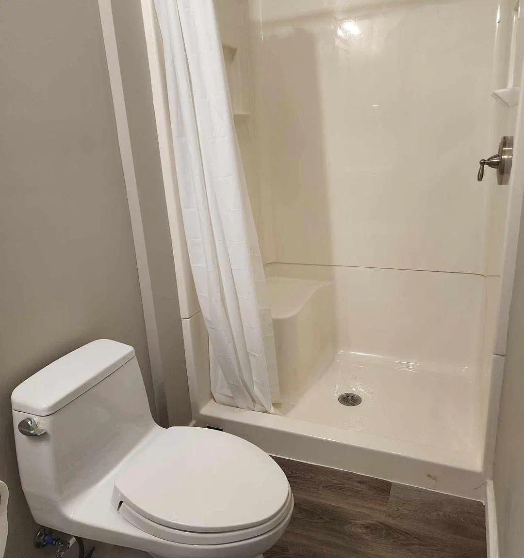 2 bed, 800 sqft, $800 — Photo 3