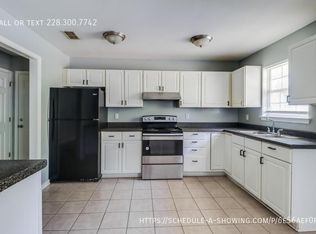 124 30th 1/2 St #B, Gulfport, MS 39507