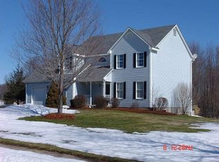 12 Michael Ln, Suffield, CT 06078