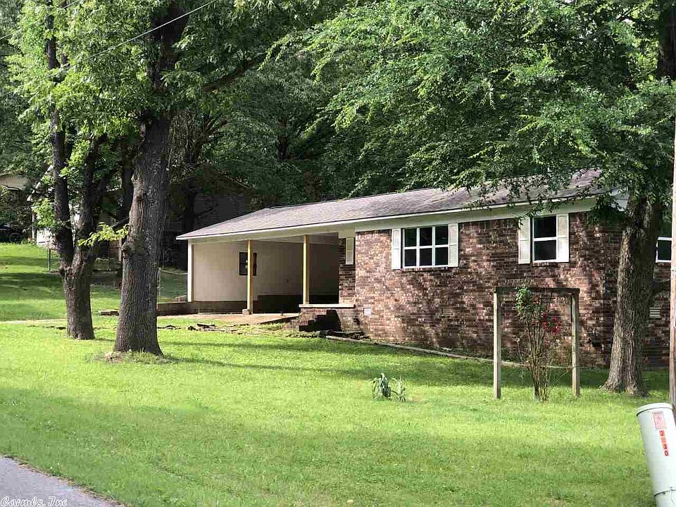 1st image of 102 Ashley Dr