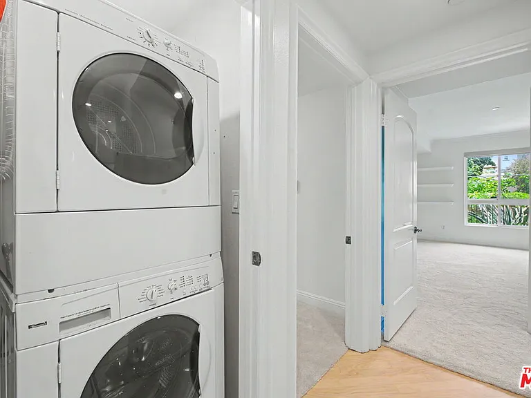 1830 Pelham Ave #101 — Photo 25