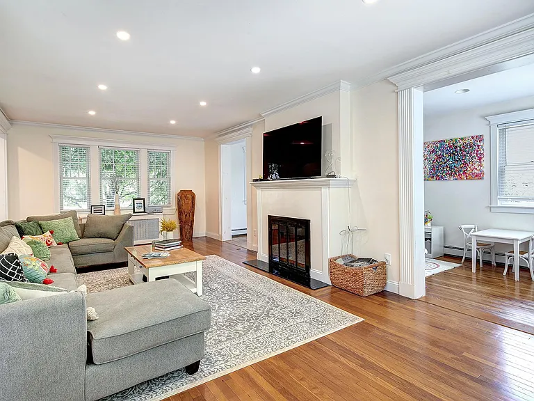 8 Horton St — Photo 4