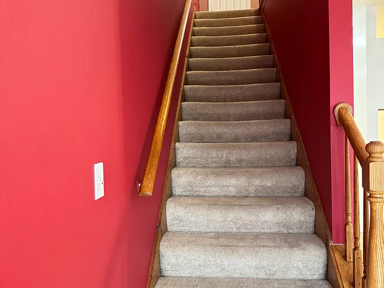 724 Marilyn Ave — Photo 7