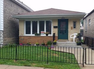 3242 S Lowe Ave, Chicago, IL 60616