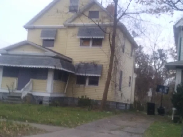 4261 E 119th St, Cleveland, OH 44105