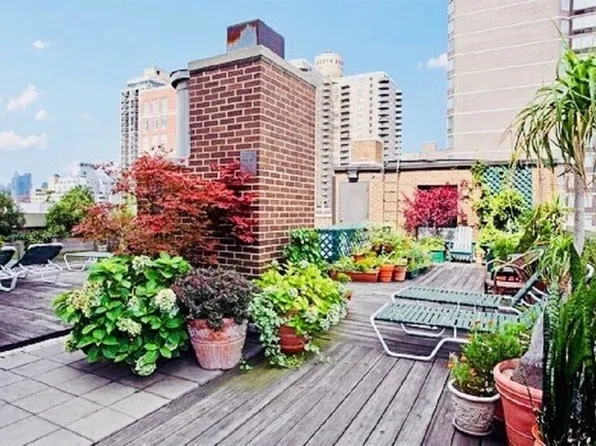 225 East 86th Street image 6 of 6