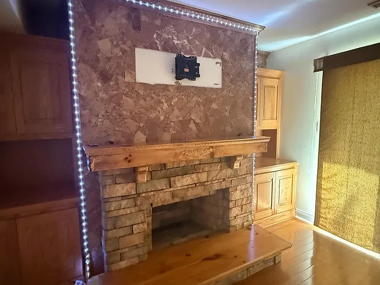 1080 Pendleton Ct — Photo 23