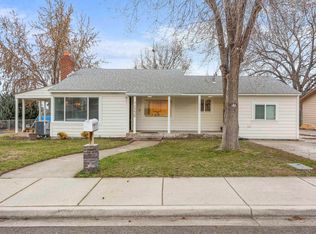 1220 N Jefferson St, Kennewick, WA 99336