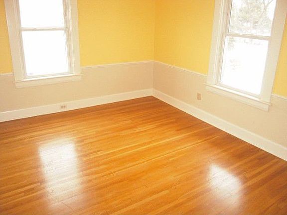 5th image of 17507 Riverway Dr