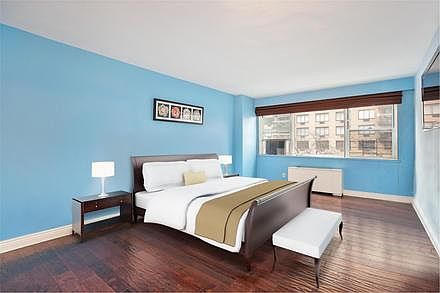 4th image of 165 E 32nd St APT 3DE