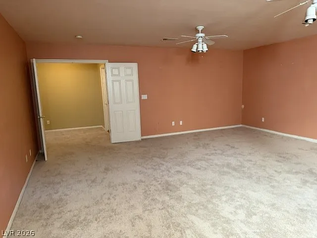 8640 Castle Hill Ave — Photo 20