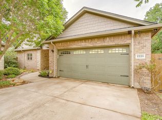 2220 Cobblestone Ct, Granbury, TX 76049