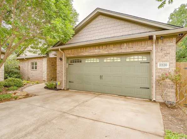 2220 Cobblestone Ct, Granbury, TX 76049