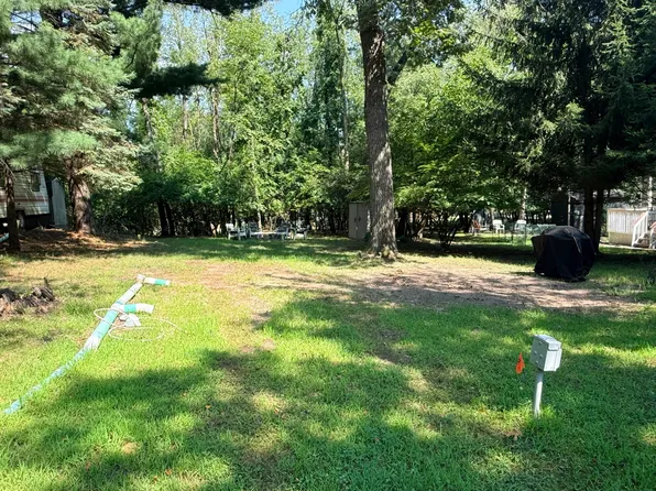 21-208 Woodhaven Lakes, Sublette, IL 61367