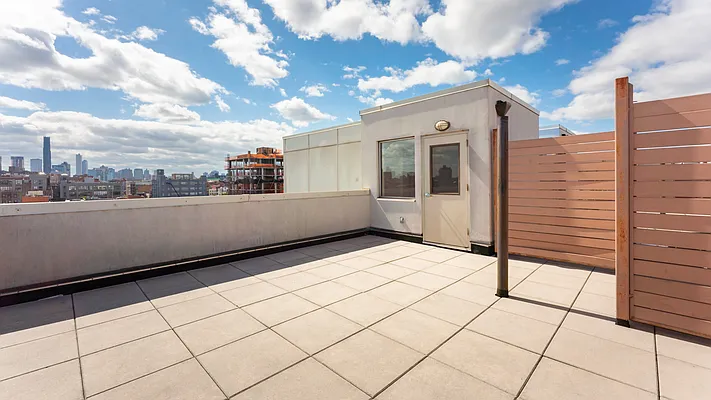 Rented by Nooklyn NYC LLC | media 12