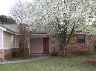 5837 Springtide Dr, Fort Worth, TX 76135