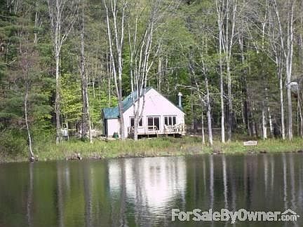 Lake Pauline Cottage
						:
						Seen from the middle of Lake Pauline