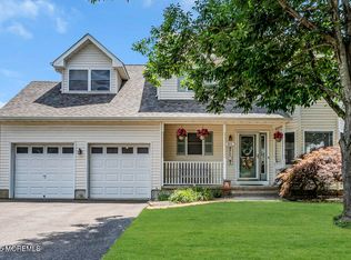 85 Mapletree Rd, Toms River, NJ 08753