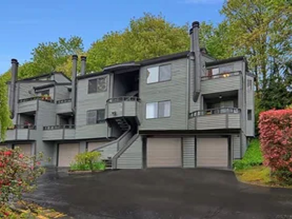 1st image of 11630 NE 70th Pl APT B