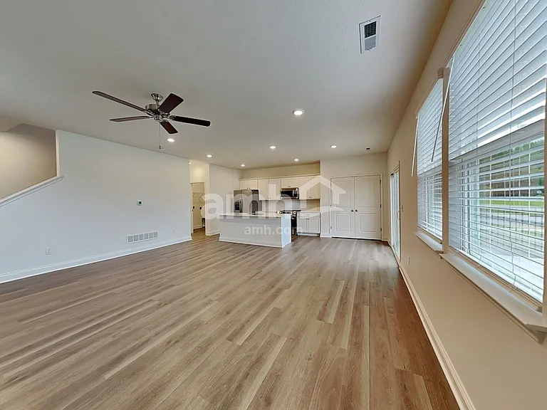 9199 Henley Ave — Photo 6