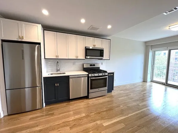 1704 Ocean Avenue image 3 of 10