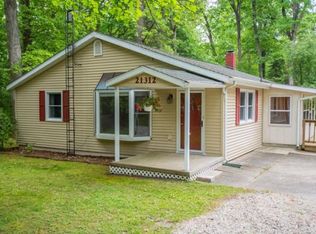 21312 Brick Rd, South Bend, IN 46628