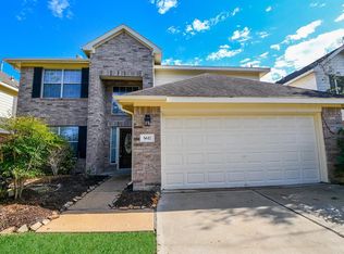 5617 Savannah Woods Ln, Rosharon, TX 77583
