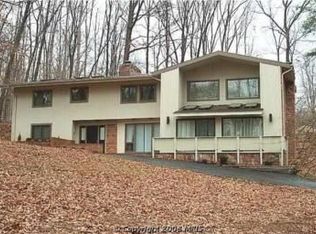 9732 Mill Run Dr, Great Falls, VA 22066