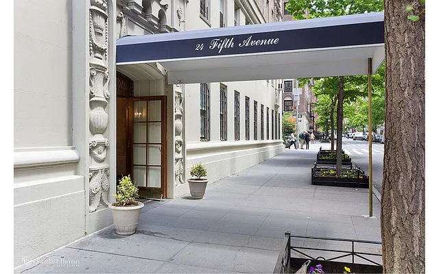 Sold by Douglas Elliman | media 23