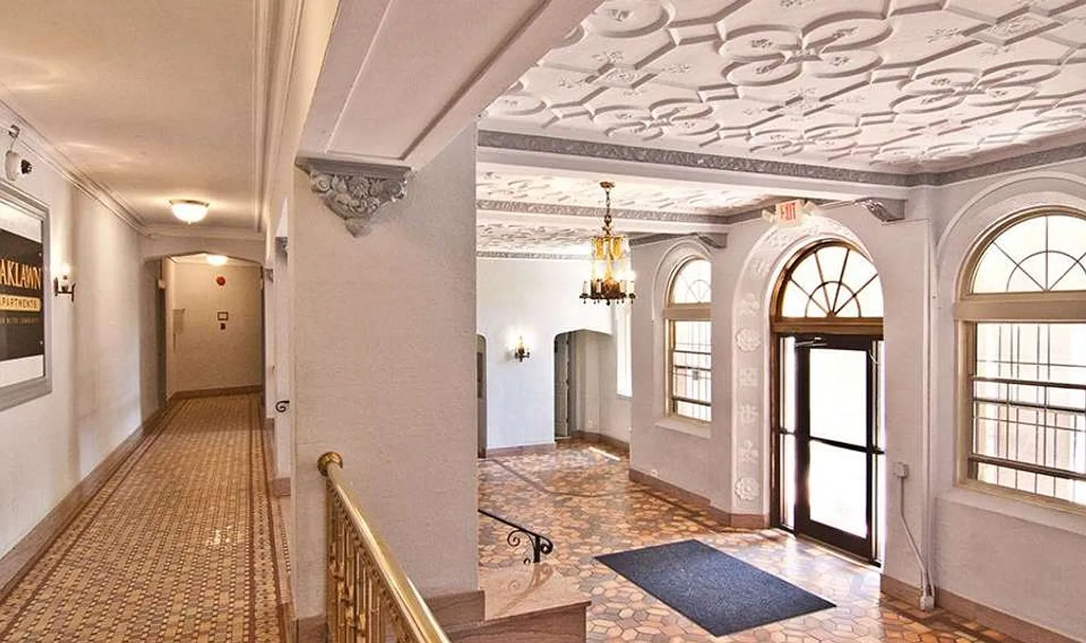 Oaklawn Apartments — Photo 3