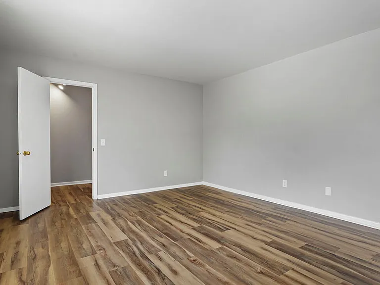 5006 Whitcomb Dr #8 — Photo 12