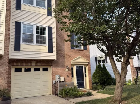 746 Pine Valley Dr, Arnold, MD 21012