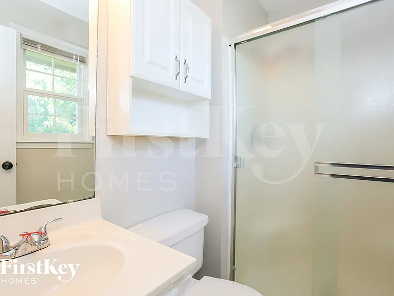 8652 NE 110th St — Photo 9