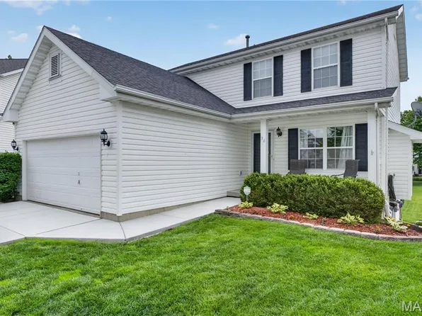 38 Glastonbury Ct, Lake Saint Louis, MO 63367