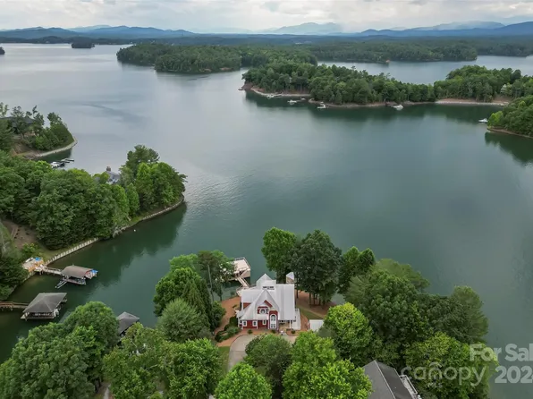 4930 Ashton Ct, Morganton, NC 28655