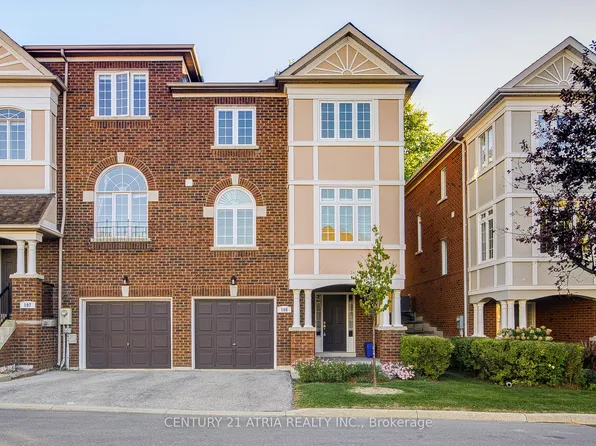 190 Harding Blvd W #108, Richmond Hill, ON L4C 0J9