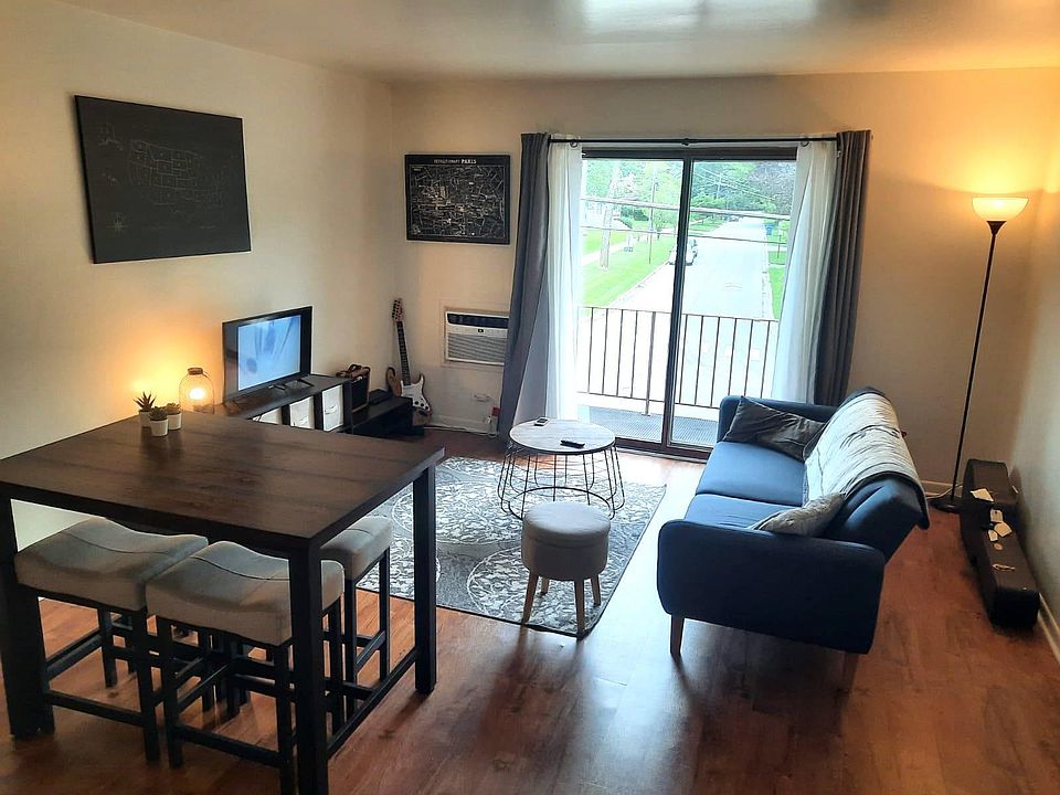 1st image of 2594 Waukegan Ave #2C