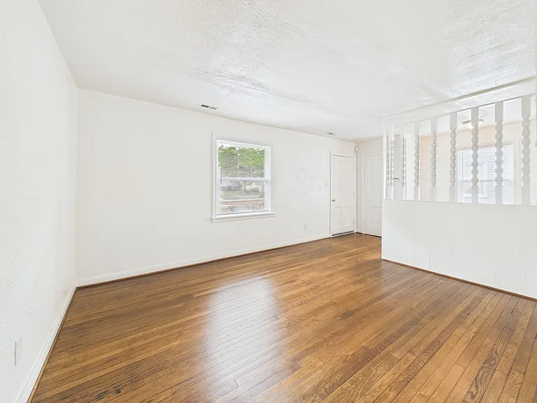 2603 Houston Ave — Photo 20
