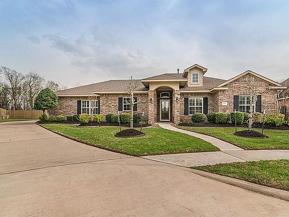 3rd image of 1703 Bear Creek Cir