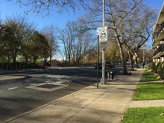 Rented by RES New York | media 7