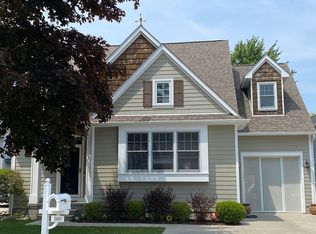 2980 Maplewood Dr, Fort Gratiot, MI 48059