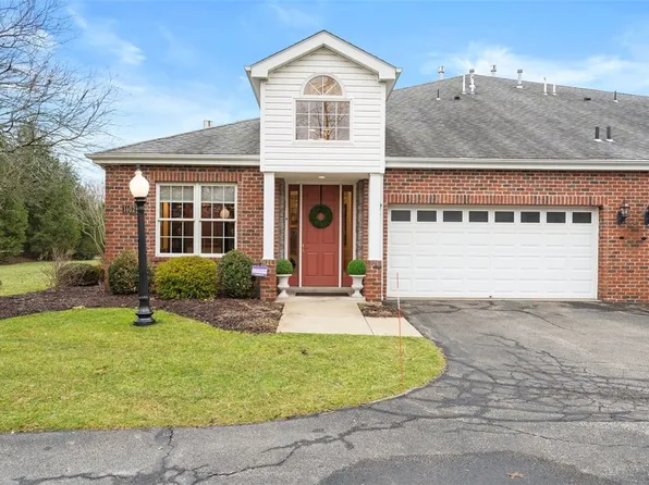 1402 Union Ct, Valencia, PA 16059