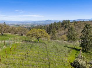84 Placer Hill Dr, Jacksonville, OR