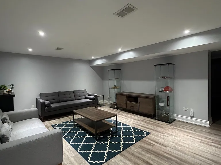 65 Glen Agar Dr #BASEMENT — Photo 14