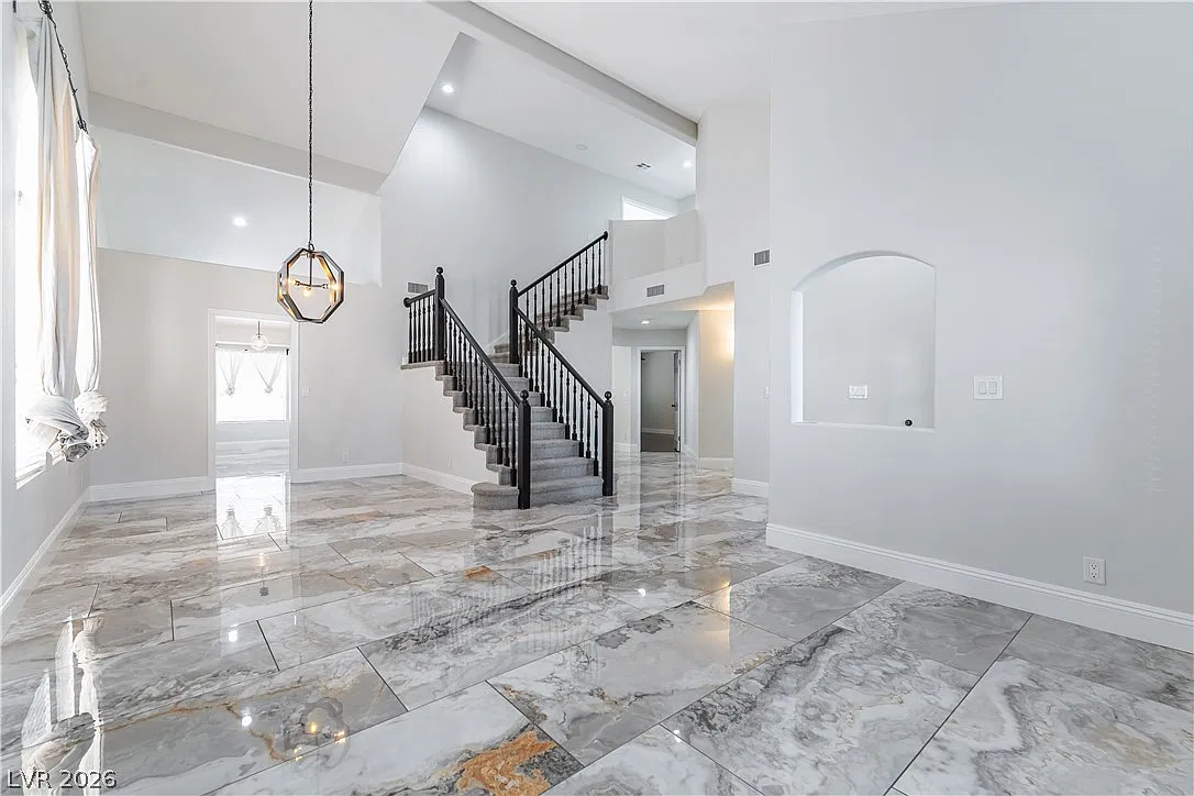 4 bed, 3.5 bath, 2532 sqft, $3,195 — Photo 4