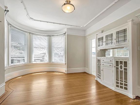 4th image of 1590 Sacramento St #40K