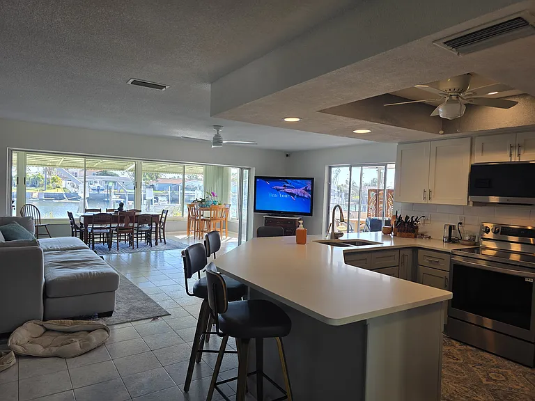 5048 Galleon Ct — Photo 9